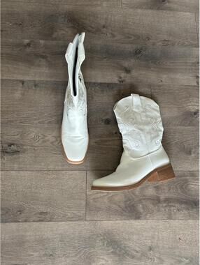 ISNOM white embroidered cowboy boots SIZE 8 | western cowgirl